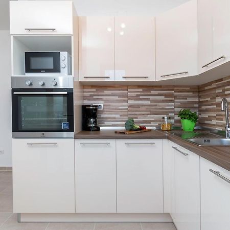 Apartment Rubina With Secure Parking Medolino Esterno foto