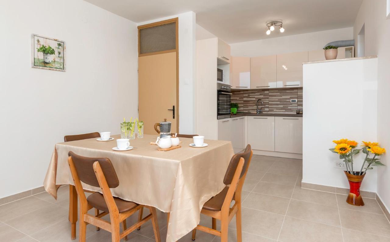 Apartment Rubina With Secure Parking Medolino Esterno foto